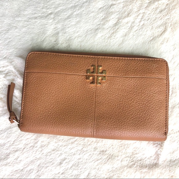 Tory Burch Handbags - EUC Tory Burch Ivy continental wallet